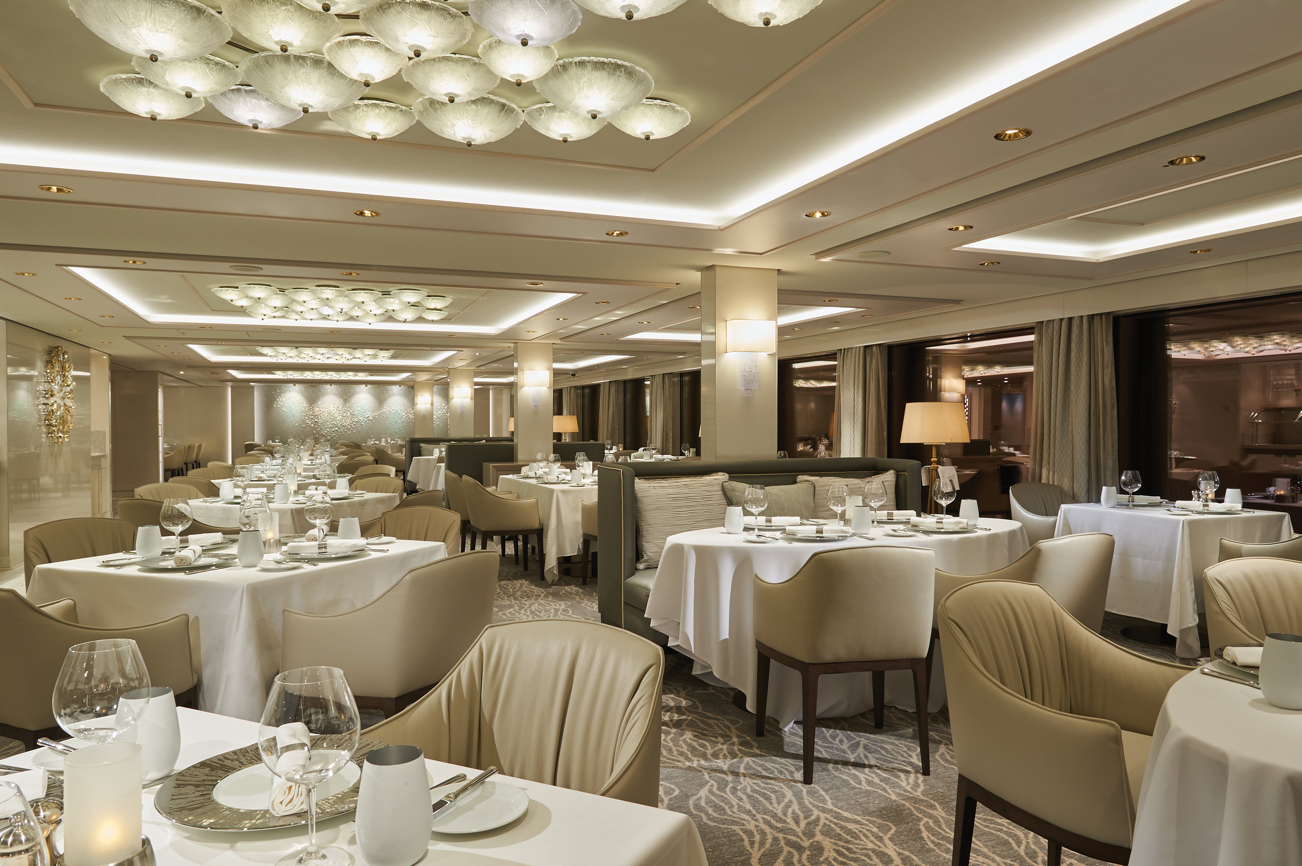 Norwegian Bliss - The Haven Restaurant